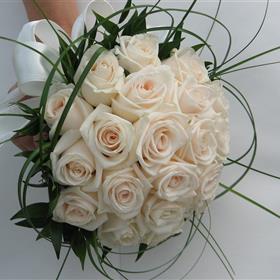 fwthumbvendella rose bouq.jpg
